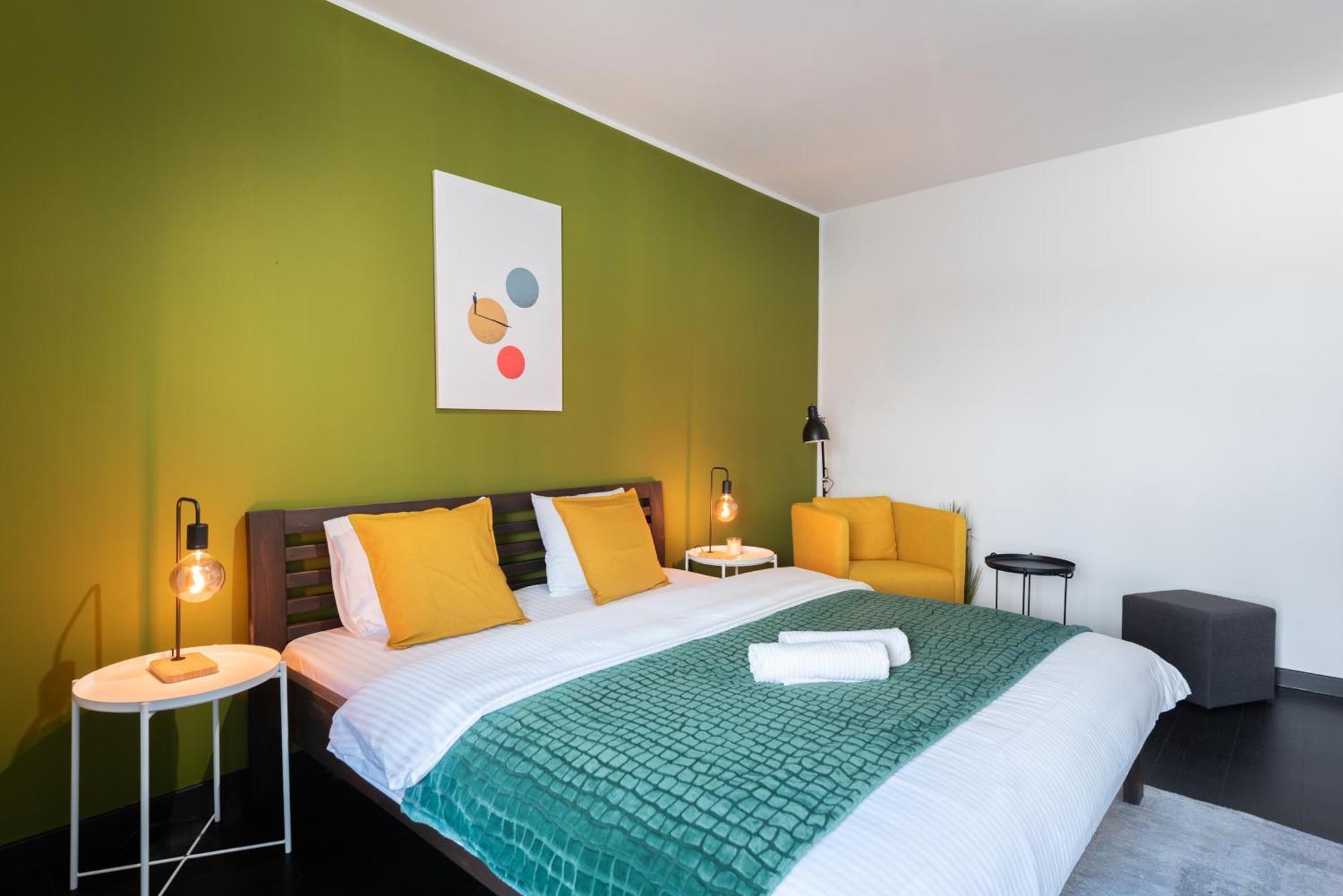 Spacious Apartments Near Karlin Square Prague Ngoại thất bức ảnh