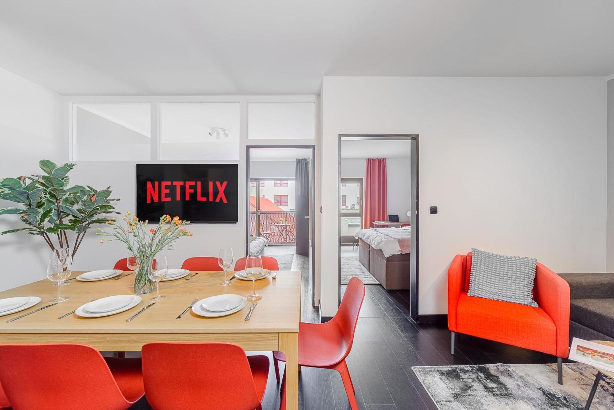 Spacious Apartments Near Karlin Square Prague Ngoại thất bức ảnh