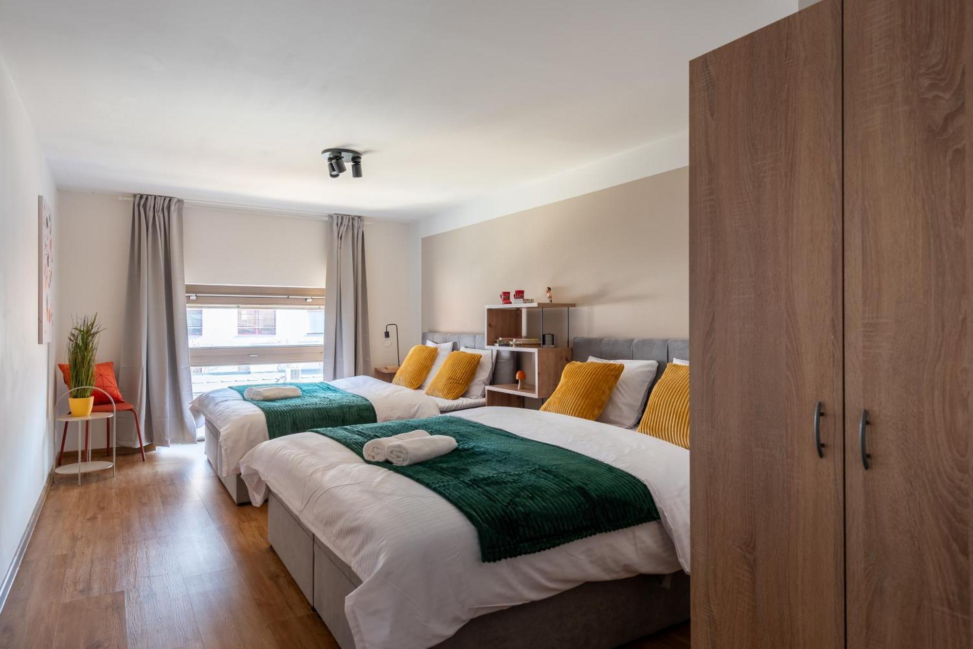 Spacious Apartments Near Karlin Square Prague Ngoại thất bức ảnh