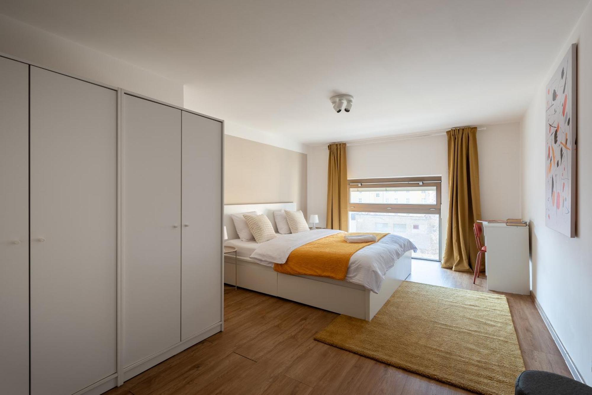 Spacious Apartments Near Karlin Square Prague Ngoại thất bức ảnh