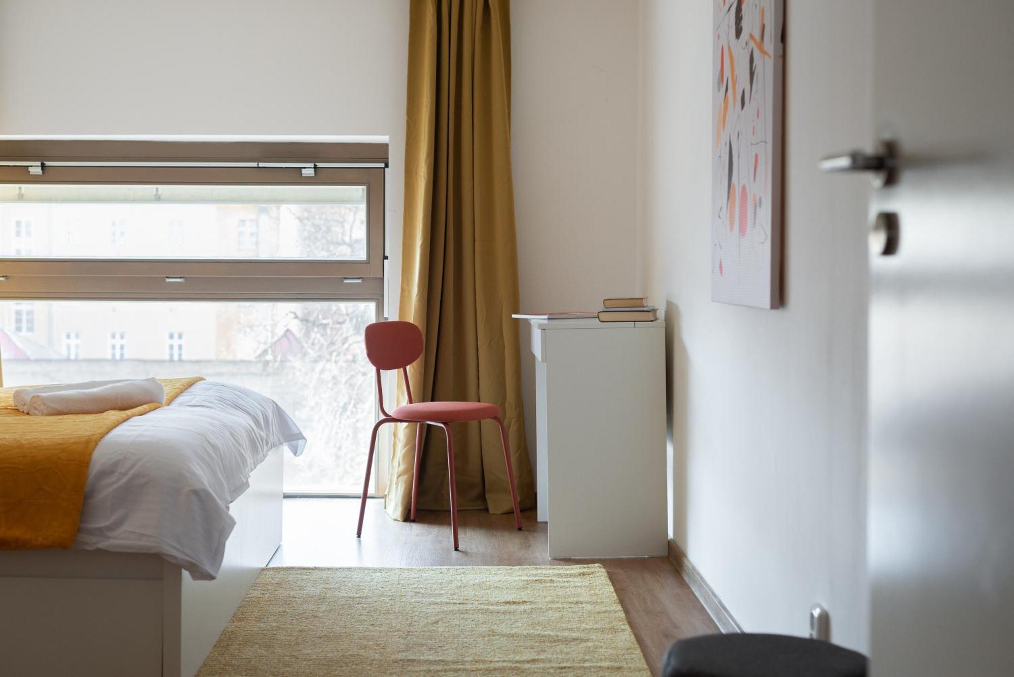 Spacious Apartments Near Karlin Square Prague Ngoại thất bức ảnh